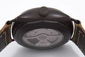 08696_watchlounge_lo.jpg