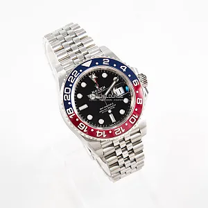 08716_watchlounge_lo.jpg