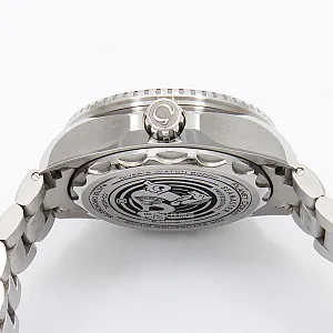 08751_watchlounge_lo.jpg