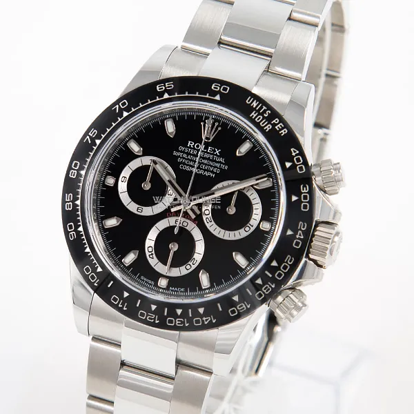 08770_watchlounge_lo_2.jpg