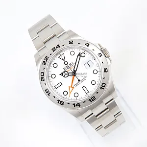 08823_watchlounge_lo.jpg