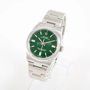 08836_watchlounge_lo.jpg