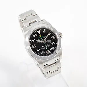 08859_watchlounge_lo.jpg