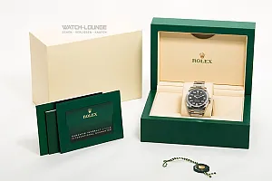 08865_watchlounge_lo.jpg