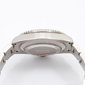 08872_watchlounge_lo.jpg