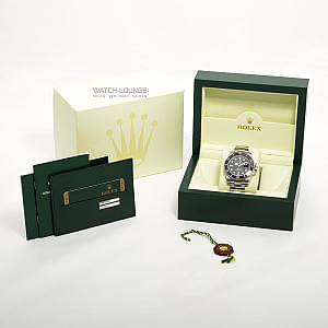 08877_watchlounge_lo.jpg