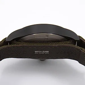 08894_watchlounge_lo.jpg