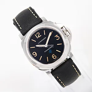 08899_watchlounge_lo.jpg
