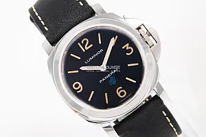 08899_watchlounge_lo.jpg