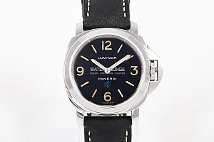 08900_watchlounge_lo.jpg