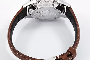 08915_watchlounge_lo.jpg