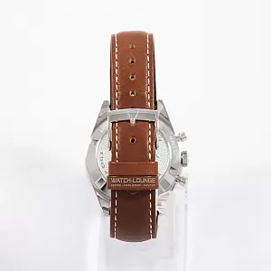 08916_watchlounge_lo.jpg