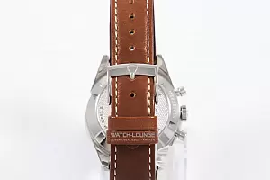 08916_watchlounge_lo.jpg