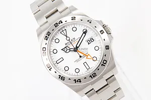 08930_watchlounge_lo.jpg