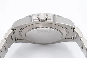 08934_watchlounge_lo.jpg