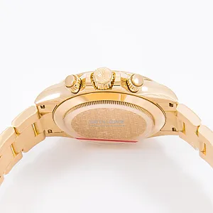 08944_watchlounge_lo.jpg