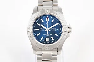 08951_watchlounge_lo.jpg