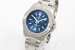 08953_watchlounge_lo.jpg