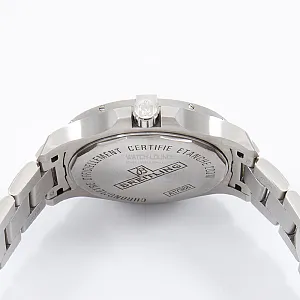08954_watchlounge_lo.jpg