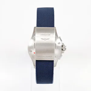 08982_watchlounge_lo.jpg