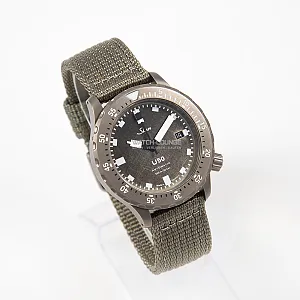 08986_watchlounge_lo.jpg