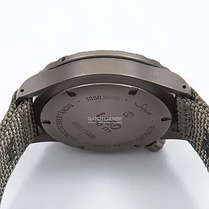 08989_watchlounge_lo.jpg
