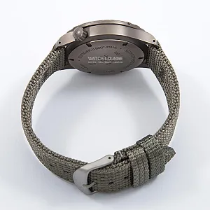 08990_watchlounge_lo.jpg