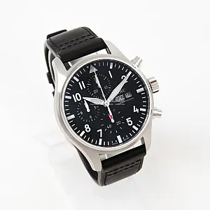 08996_watchlounge_lo.jpg