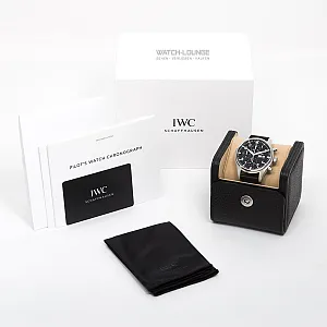 09003_watchlounge_lo.jpg