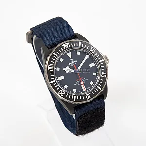 09007_watchlounge_lo.jpg