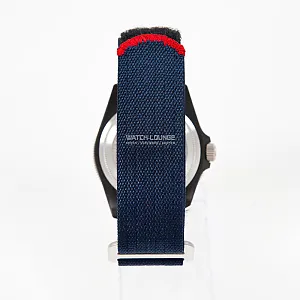 09012_watchlounge_lo.jpg