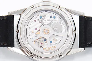 09032_watchlounge_lo.jpg