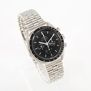 09039_watchlounge_lo.jpg