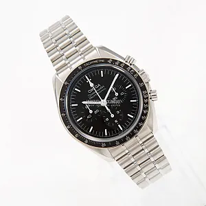 09053_watchlounge_lo.jpg