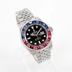 09120_watchlounge_lo.jpg