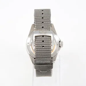 09136_watchlounge_lo.jpg
