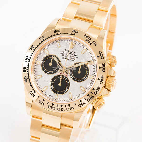09156_watchlounge_lo_1.jpg