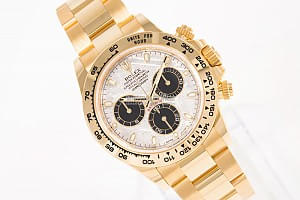 09157_watchlounge_lo.jpg