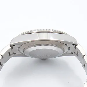 09172_watchlounge_lo.jpg