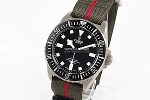 09182_watchlounge_lo.jpg