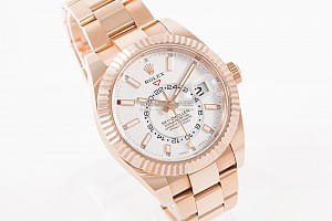 09226_watchlounge_lo.jpg