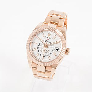 09227_watchlounge_lo.jpg