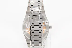 09278_watchlounge_lo.jpg