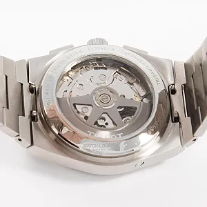 09310_watchlounge_lo.jpg