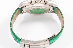 09322_watchlounge_lo.jpg