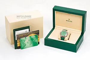 09324_watchlounge_lo.jpg