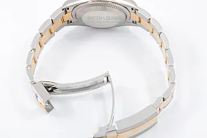 09332_watchlounge_lo.jpg