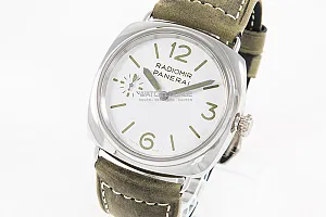 09360_watchlounge_lo.jpg