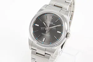 09429_watchlounge_lo.jpg