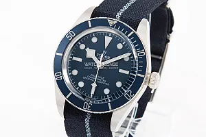 09439_watchlounge_lo.jpg